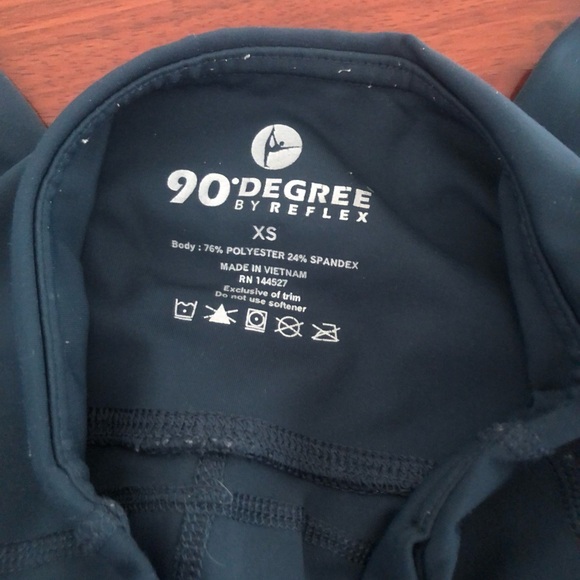 90 Degree Leggings - Picture 3 of 3